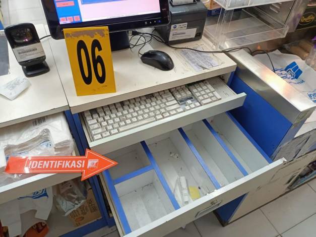 Ternyata Perampok Juga Ambil 2 HP Karyawan Indomaret Soekarno Hatta Pekanbaru