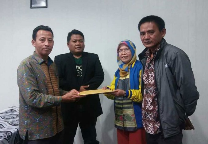 Timsel Serahkan 10 Besar Nama Calon KPU se-Riau ke Sekretariat KPU