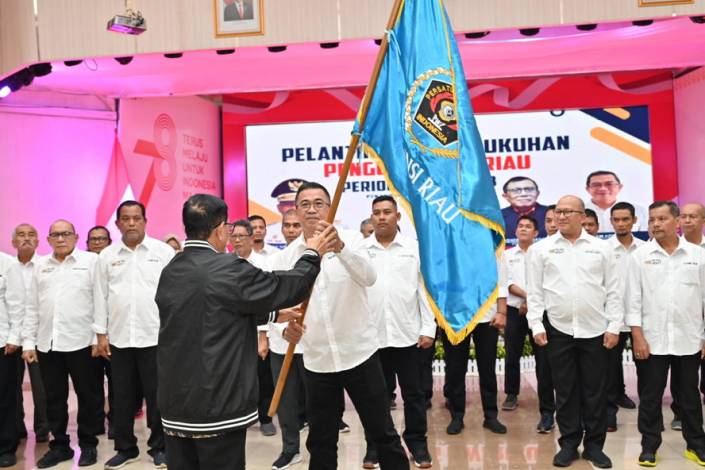 Pengurus PWI Riau 2023-2028 Resmi Dilantik, Raja Isyam: Jaga Kekompakan Jalankan Organisasi