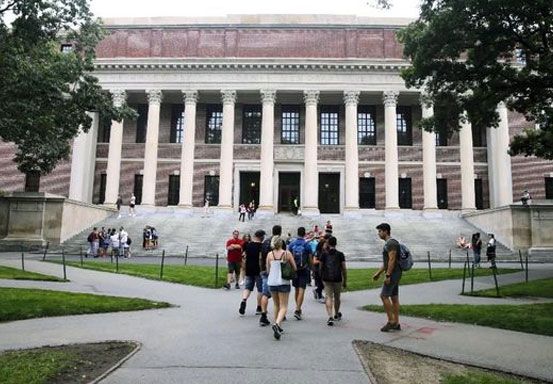 Harvard Digugat 3 Mahasiswi Terkait Pelecehan Seksual oleh Profesor