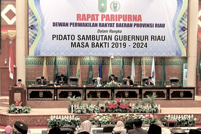 Gubernur Syamsuar Sampaikan Berbagai Persoalan Pembangunan Riau