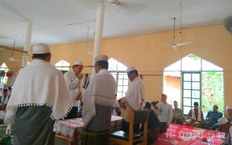 Puluhan Jemaah Dikembalikan kepada Datuk Pucuk Kenagarian Pulau Gadang