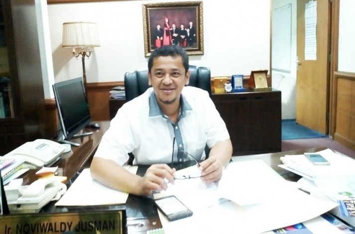 Dedet Tegaskan Dirinya Masih Pimpinan DPRD Riau