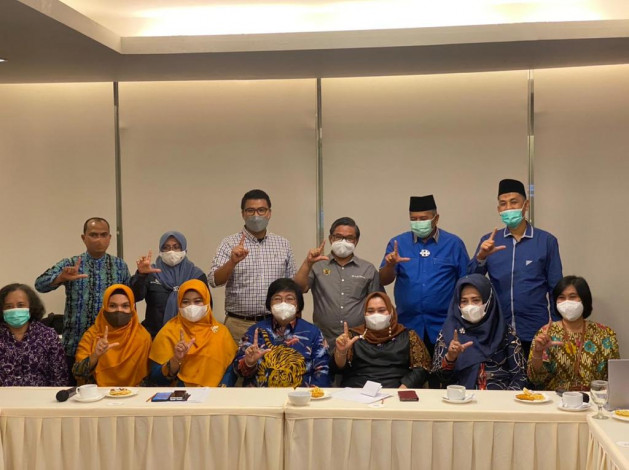 Bupati Bengkalis Curhat ke Siti Nurbaya, Mulai Soal Abrasi Sampai Karhutla