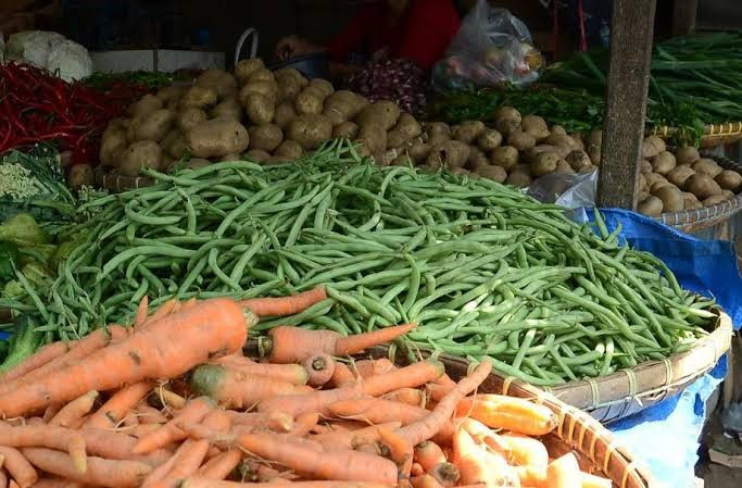 Jelang Lebaran Harga Sayuran di Pekanbaru Meroket, Cabai Naik Sedikit