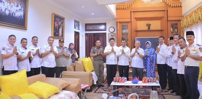 Temui Tokoh Riau, Pj Walikota Pekanbaru Terima Banyak Masukan