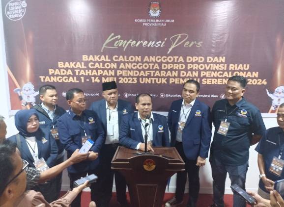 Daftarkan 65 Bacaleg ke KPU, NasDem Bidik 13 Kursi DPRD Riau
