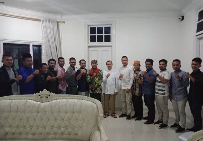 Silaturahmi Bersama Ustadz Suwandi, Syamsuar Bangga Riau Mampu Lahirkan Ulama Hebat