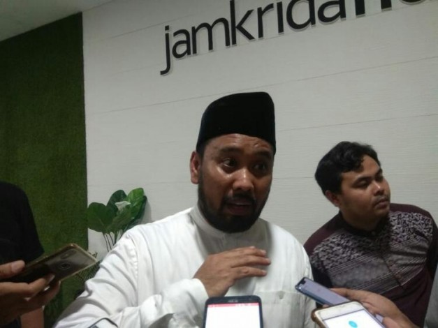 Mantan Direktur Jamkrida Riau Raih Penghargaan Bakti Koperasi dan UKM