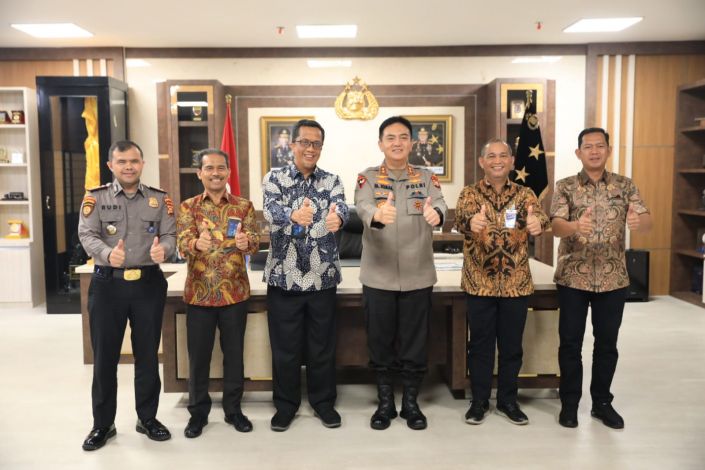 Tingkatkan Sinergi antar Instansi, GM PLN Regional Riau Audiensi bersama Kapolda Riau