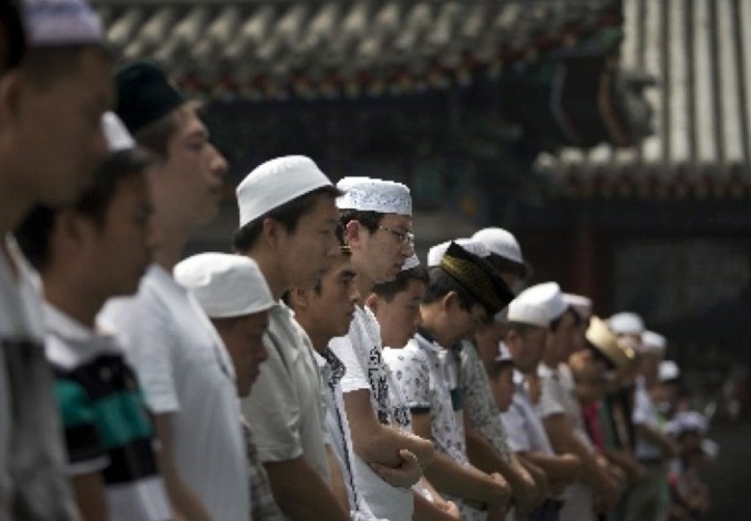 Muslim Cina Protes Rencana Penghancuran Masjid