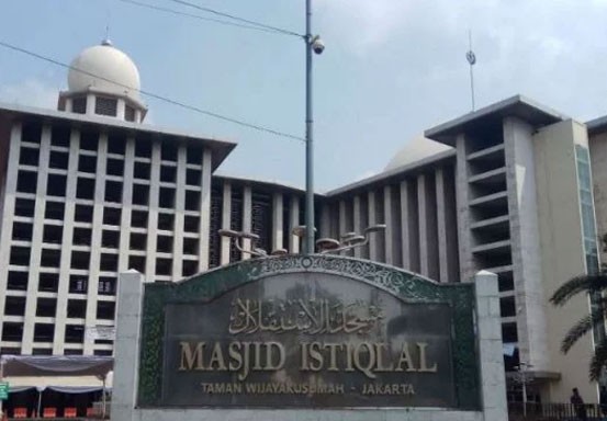 Masjid Istiqlal Siapkan Penerjemah Bahasa Isyarat Saat Salat Idul Adha