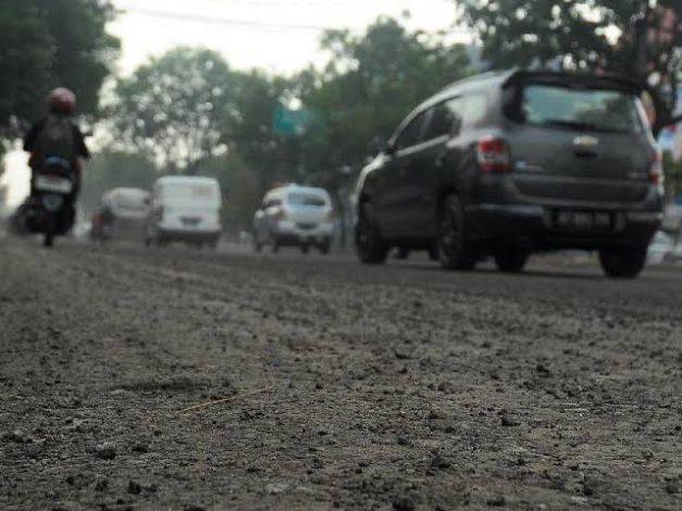 APBD Riau 2023 Diprioritaskan untuk Infrastruktur Jalan