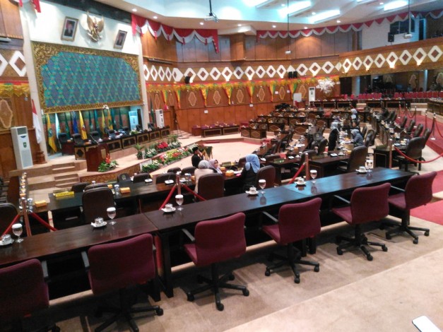 Dihadiri 12 Anggota DPRD Riau, Paripurna Empat Perda Batal Terlaksana