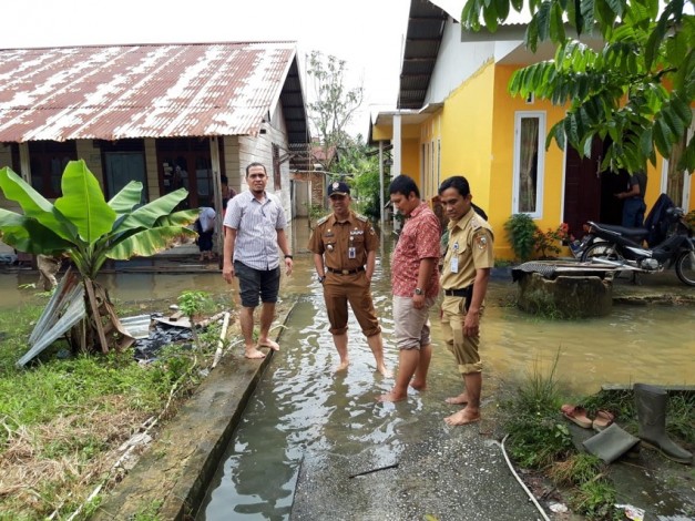 Kelurahan Sukamulia Terendam Banjir, Camat Ingatkan Warga waspada