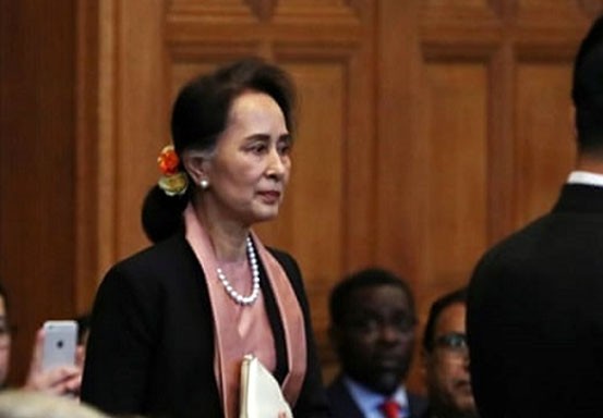 Tiba Di Pengadilan Internasional, Aung San Suu Kyi Akan Disidang Terkait Genosida Muslim Rohingya