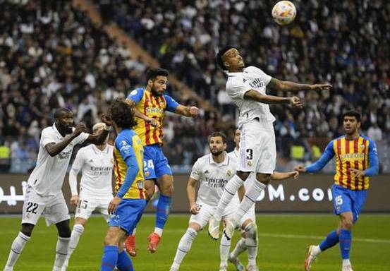 Susah Payah Kalahkan Valencia, Real Madrid Melenggang ke Final