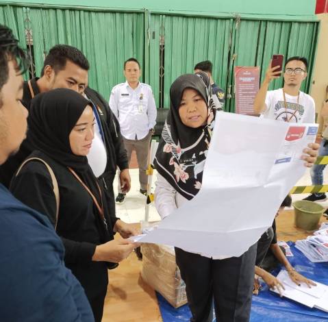 Pengawasan Logistik Pemilu, Bawaslu Riau Temukan Ada yang Rusak dan Kelebihan Jumlah