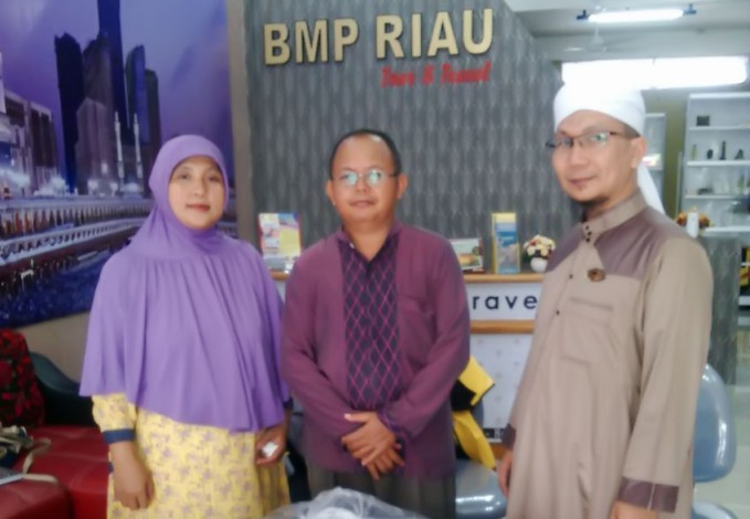 Ini Paket Umrah Berkelas Harga Terjangkau 2017 BMP Travel & Tour Riau