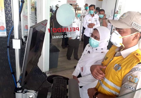 Pastikan Virus Corona Tak Masuk Riau, Kadiskes Tinjau Pengawasan di Pelabuhan Dumai