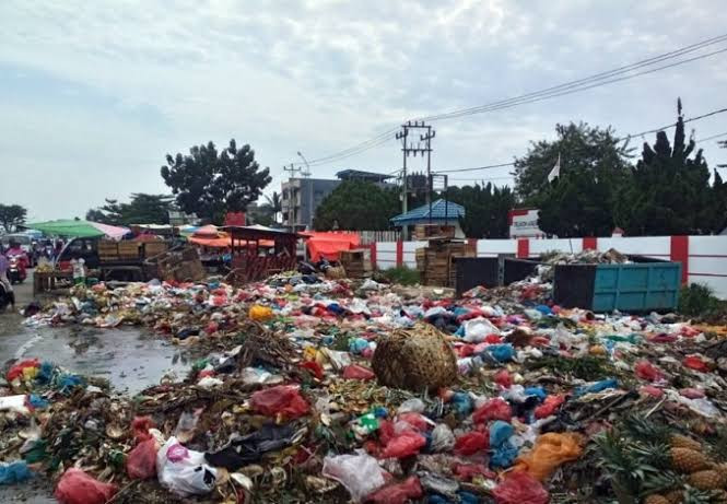 Ribut-ribut Soal Pengangkutan Sampah di Pekanbaru, Akademisi: Sudah Telat!