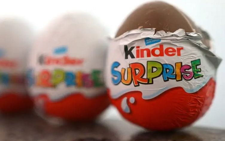 Diduga Terkontaminasi Bakteri, BPOM Pekanbaru Hentikan Peredaran Cokelat Kinder Surprise