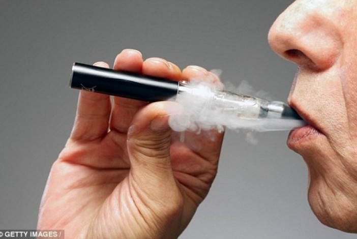 Kemenkes: Rokok Elektrik Bisa Mengandung Narkoba