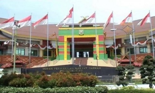 Zukri, Asri Auzar dan Hardianto Diumumkan Jadi Pimpinan DPRD Riau