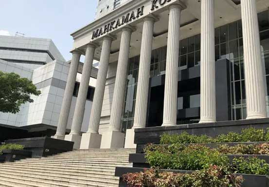 BEM Nusantara akan Ajukan Judicial Review UU Cipta Kerja