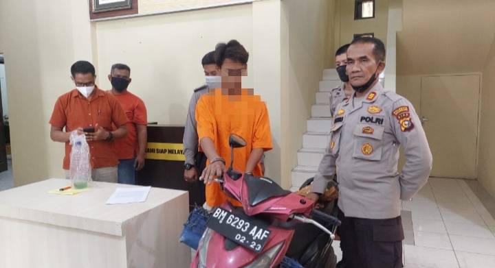 Sakit Hati Dilarang Mabuk, Remaja Asal Inhil Bakar Motor Milik Pedagang Nasi Goreng di Pekanbaru