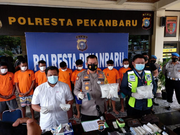 Petugas Gagalkan Penyelundupan Sabu di Bandara Pekanbaru