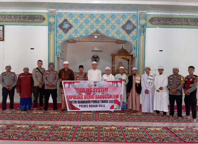 Polsek Bonai Darussalam Minta Jamaah Masjid Fastabiqul Khairat Sukseskan Pemilu 2024