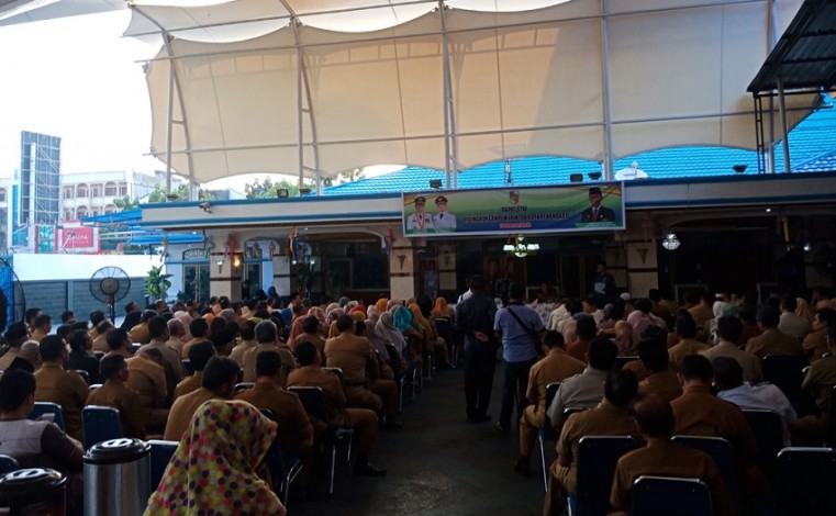 Ratusan ASN Berkumpul di Rumah Walikota Pekanbaru