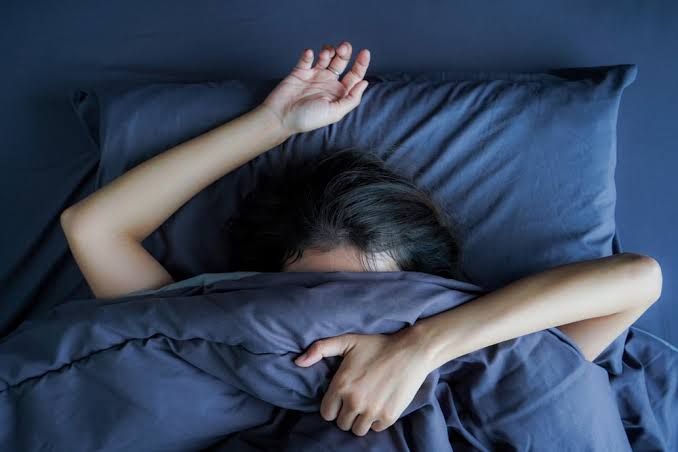 Eits.. Jangan Tidur setelah Makan Sahur, Empat Risiko Ini Mengintai Anda
