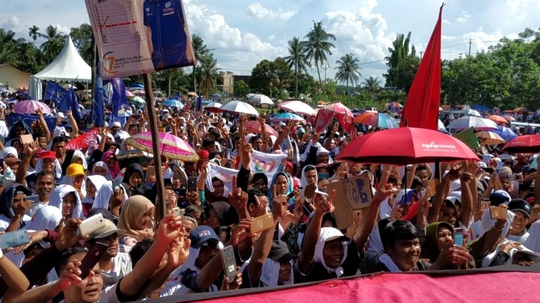 Kampanye di Rohul, Siti Nurbaya: Jokowi Sayang pada Rakyat Riau