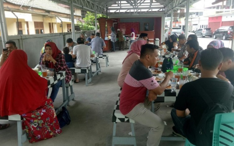 Dapo Senah, Rumah Makan dengan Rasa Melayu yang Autentik
