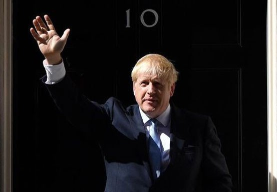 Keluar dari RS, Boris Johnson Klaim Akan Kalahkan Corona