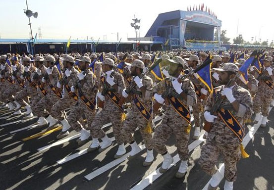 Iran Klaim Sudah Siap Serang Armada AS di Teluk