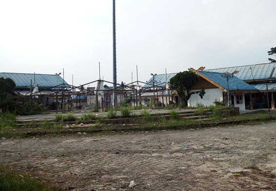 Pemprov Riau Ancam Tarik Lahan Pujasera yang Dikelola Pemko Pekanbaru