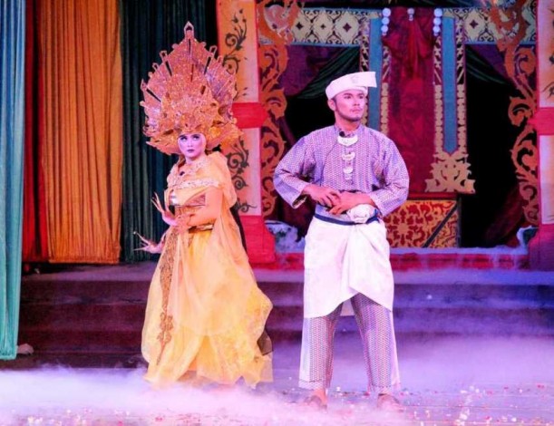 Riau Raih Penghargaan Parade Teater Daerah Tingkat Nasional