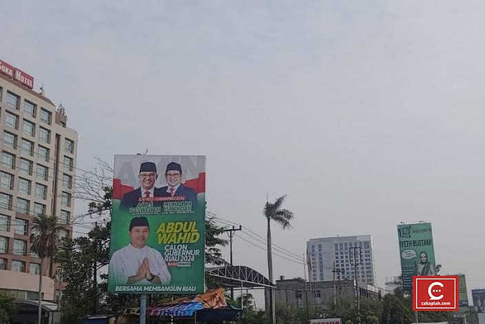 Tebar Baliho, Abdul Wahid Mulai Terang-terangan Maju Pilgub Riau 2024