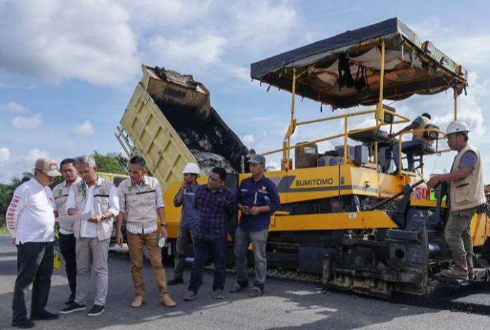 Gubri Minta PUPR Segera Perbaiki Jalan Simpang Teluk Meranti Pelalawan