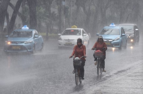 Kata BMKG, Riau Hari Ini akan Diguyur Hujan dari Siang hingga Malam