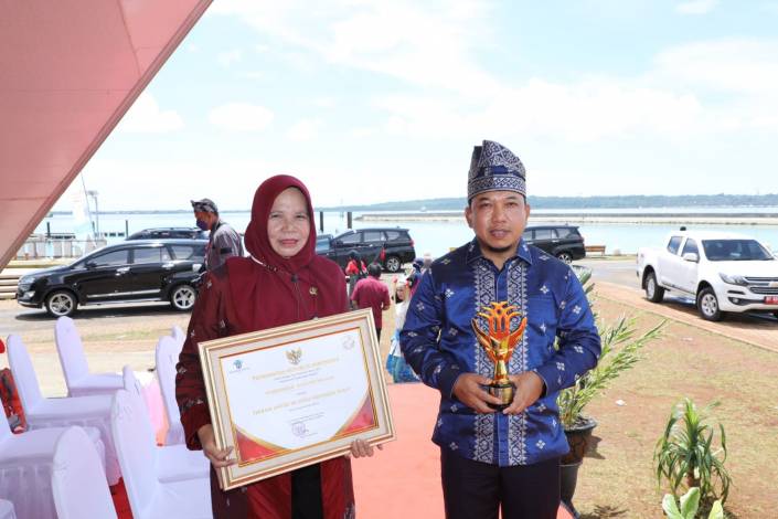Kabupaten Siak Raih Penghargaan Investasi Bahari dari Kemeninves/BKPM