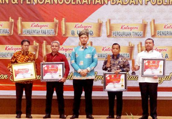 PT BSP Terima Penghargaan di Ajang KI Riau Award 2022