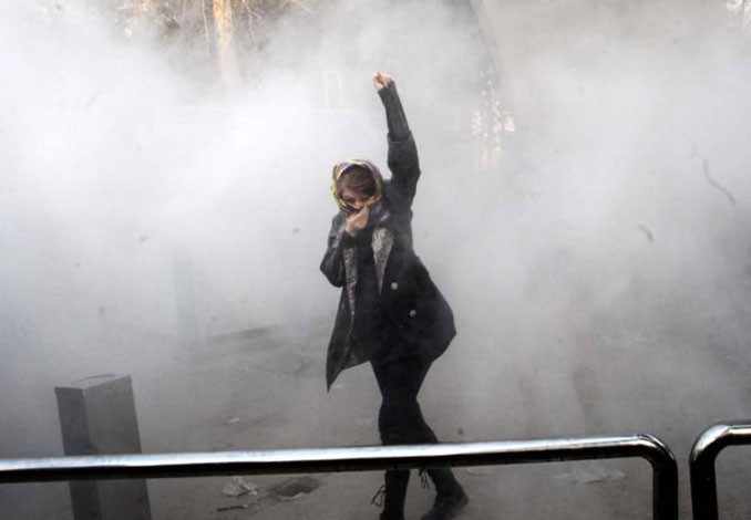 8.000 Demonstran Jadi Tahanan Politik Iran