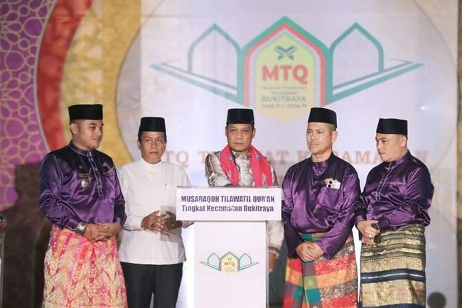 Buka MTQ Kecamatan Bukit Raya, Pj Walikota Pekanbaru Harapkan Generasi Cinta Alquran