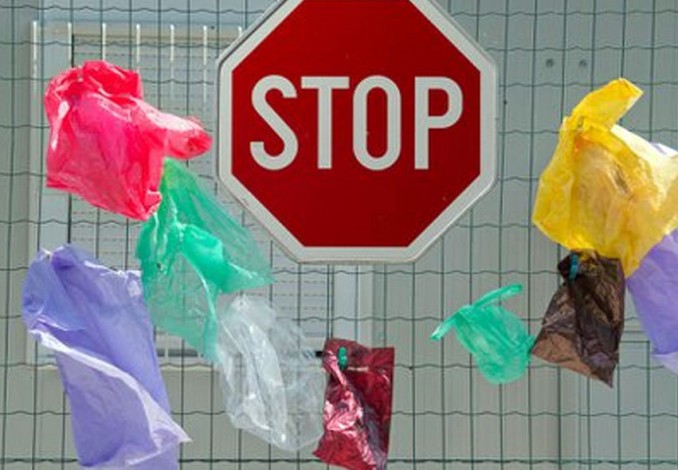 Pemko Pekanbaru akan Terapkan Larangan Penggunaan Kantong Plastik di Ritel dan Supermarket