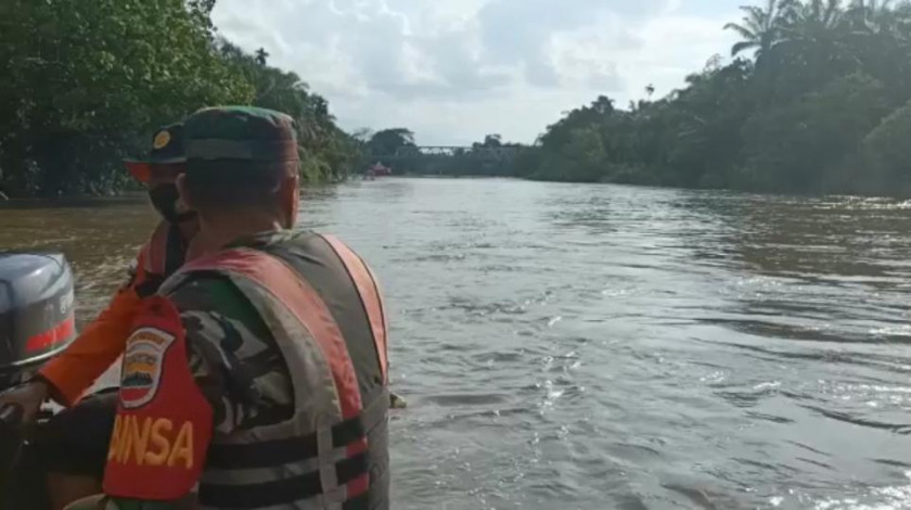 Air Sungai Batang Lubuh Mendadak Naik, Pencarian Anak Hanyut Dihentikan Sementara