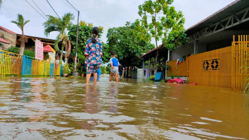 Lebaran di Pekanbaru, Banjir Kepung Rumah Warga